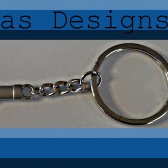 Silver Tone Heart Together Wine Bottle Design KeyChain Vintage Style - Picture 2 of 2